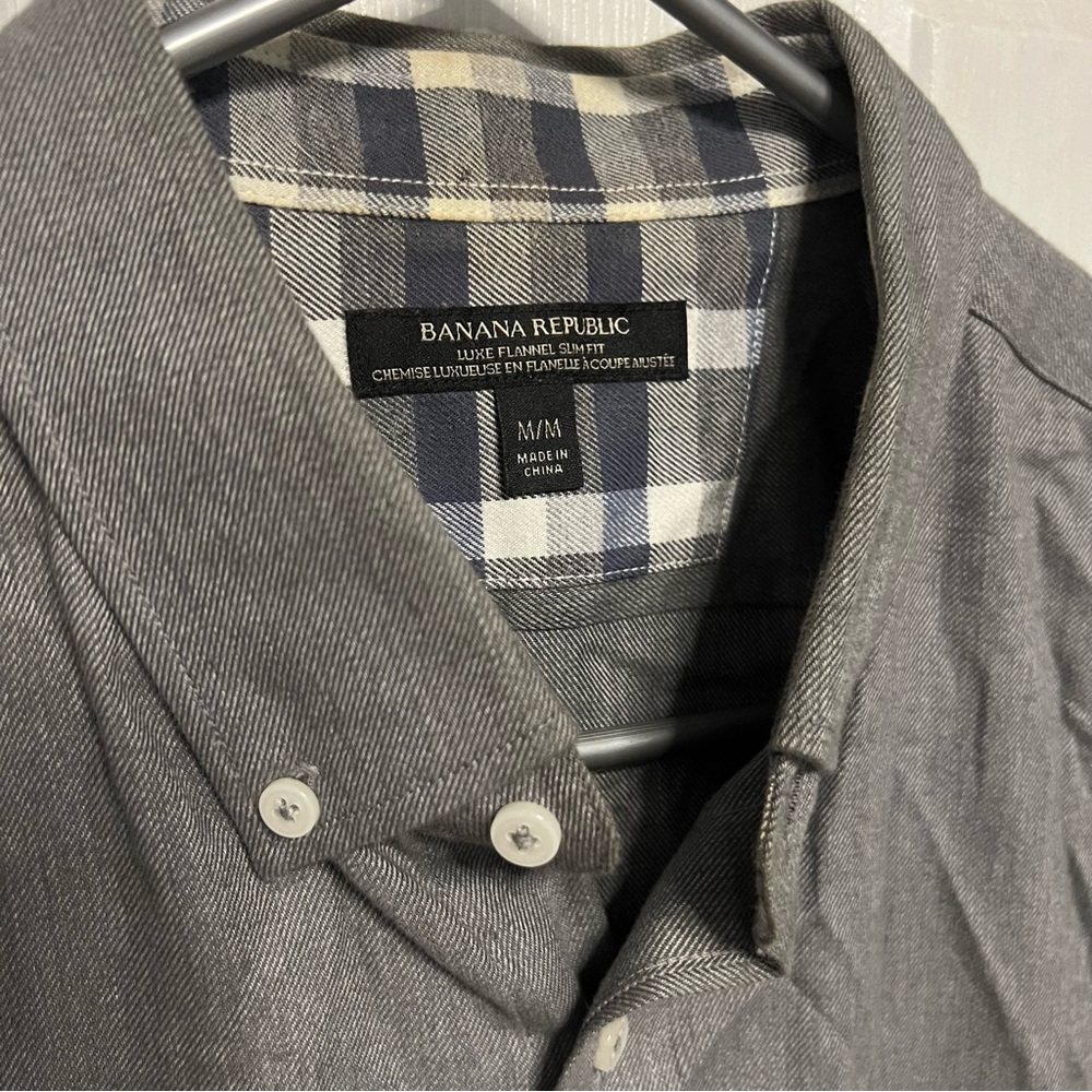 5/$100 Banana Republic Grey Flannel